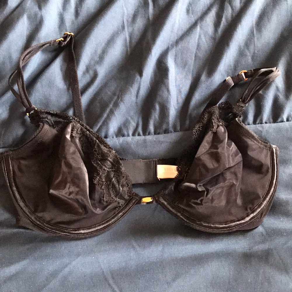 Black sexy bra